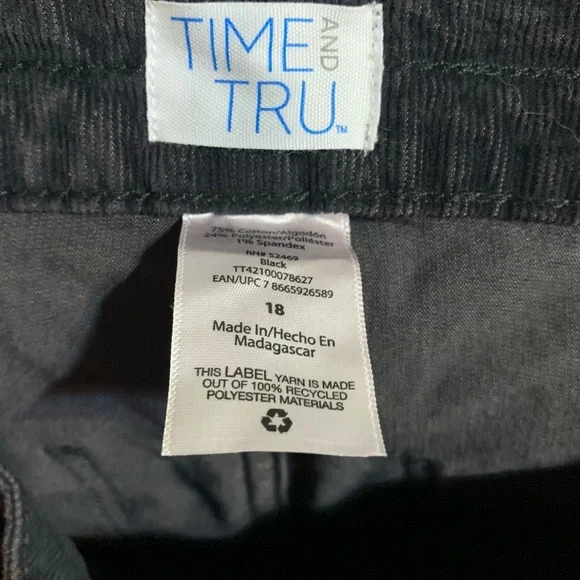 Black Cargo Pants Time and Tru Size 18 Brand New With Tags - Picture 3 of 5